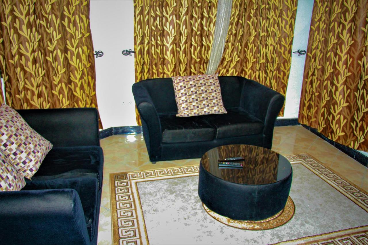 Jakicha Motel Dar es Salaam Exteriör bild