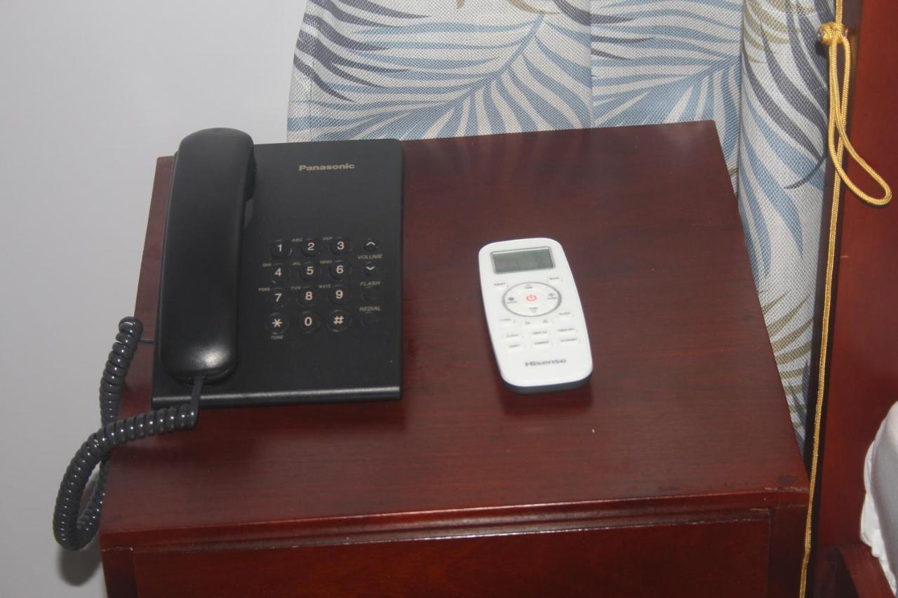 Jakicha Motel Dar es Salaam Exteriör bild