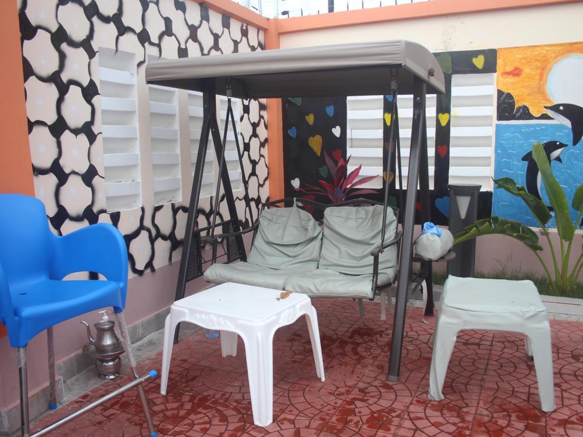 Jakicha Motel Dar es Salaam Exteriör bild