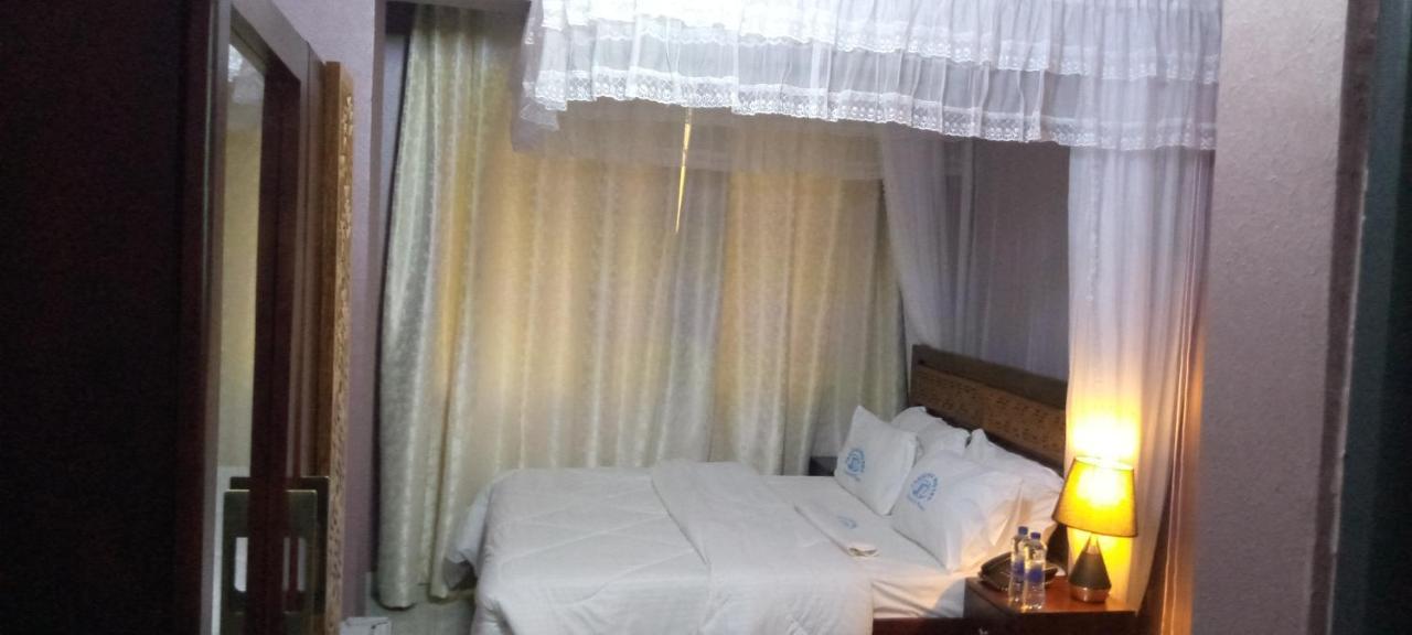 Jakicha Motel Dar es Salaam Exteriör bild