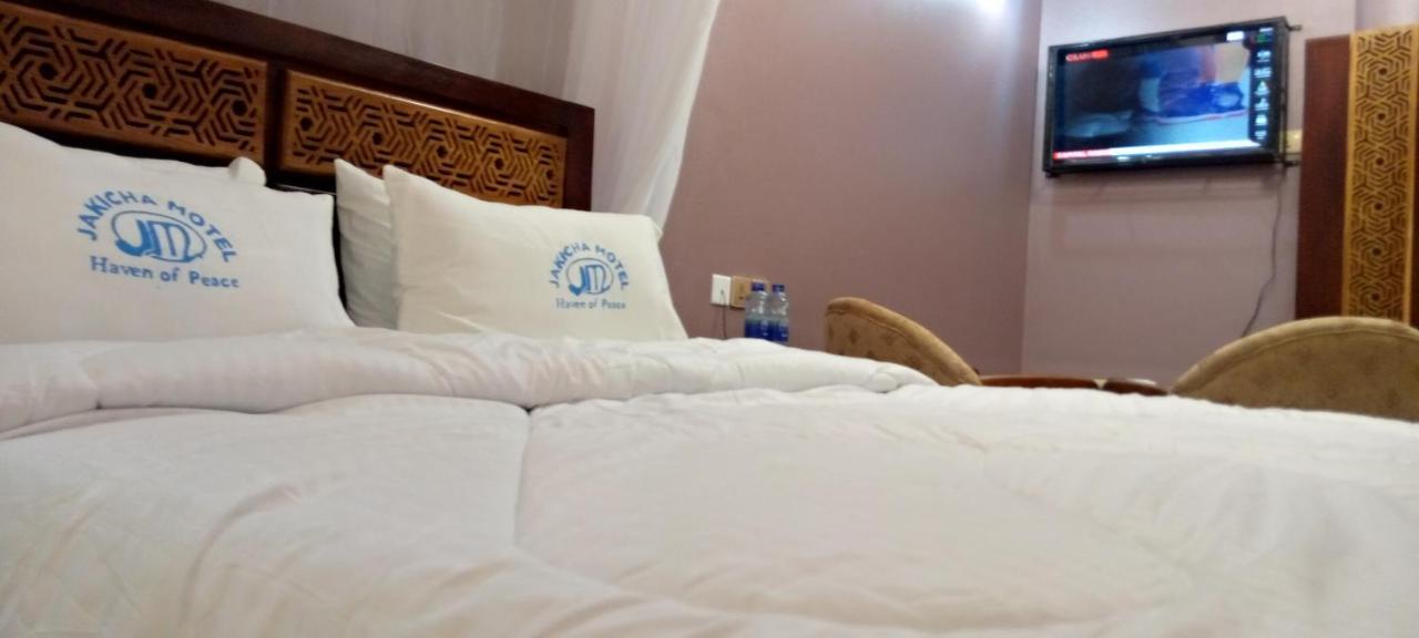 Jakicha Motel Dar es Salaam Exteriör bild