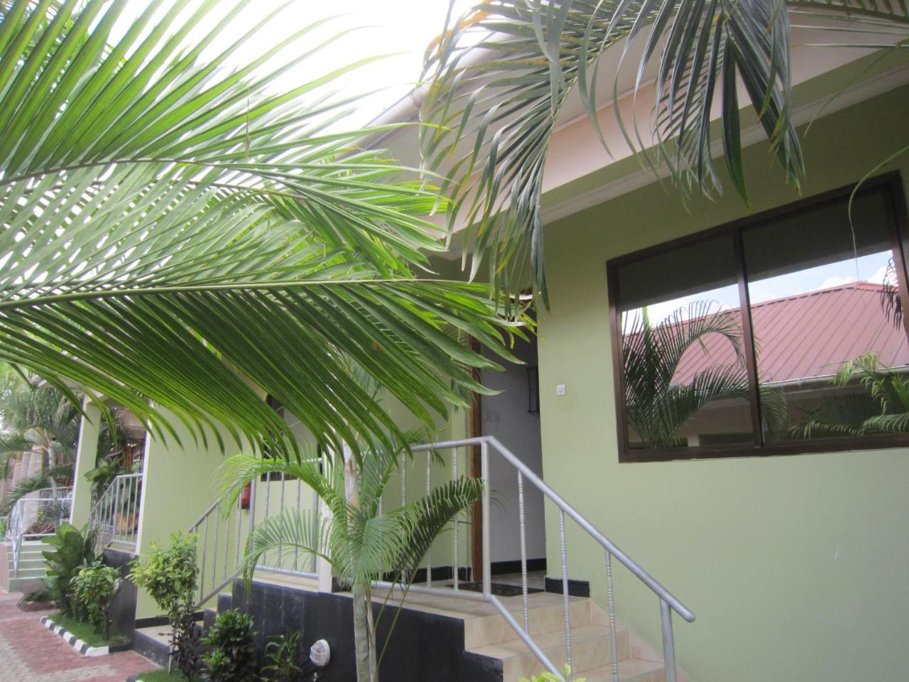 Jakicha Motel Dar es Salaam Exteriör bild