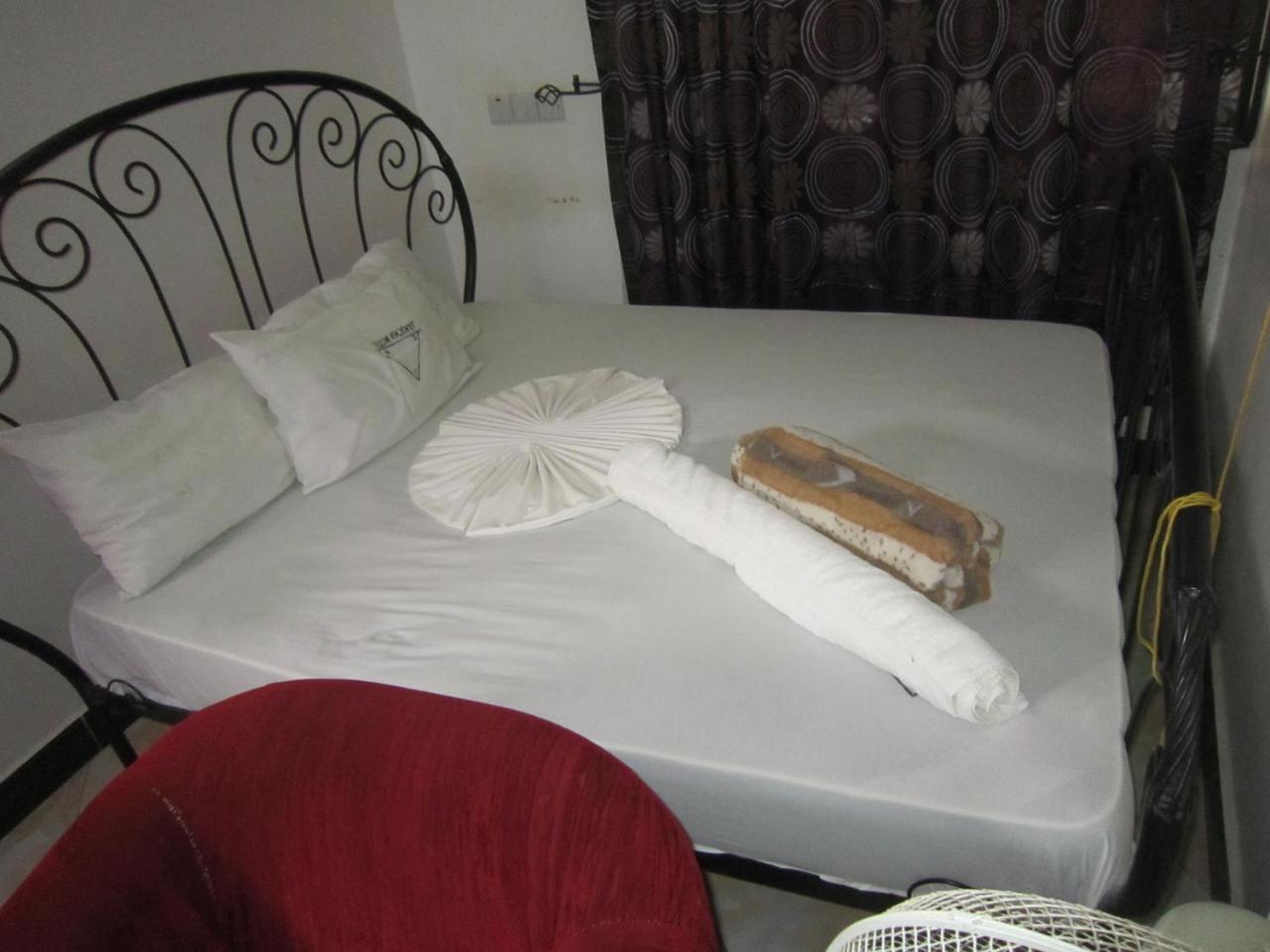Jakicha Motel Dar es Salaam Exteriör bild