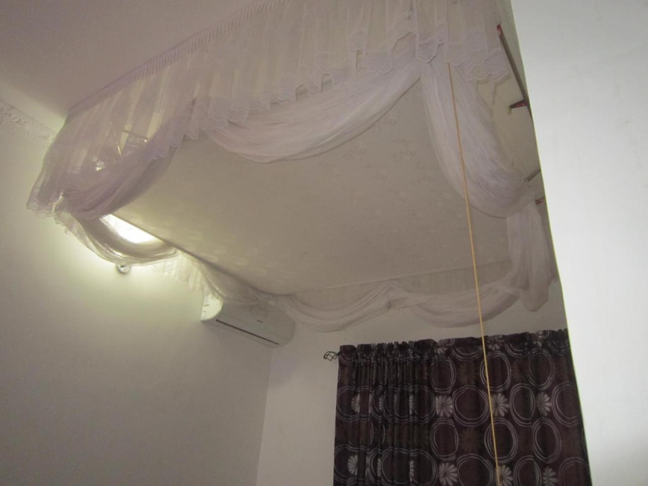 Jakicha Motel Dar es Salaam Exteriör bild