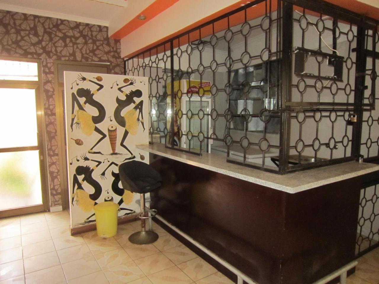 Jakicha Motel Dar es Salaam Exteriör bild