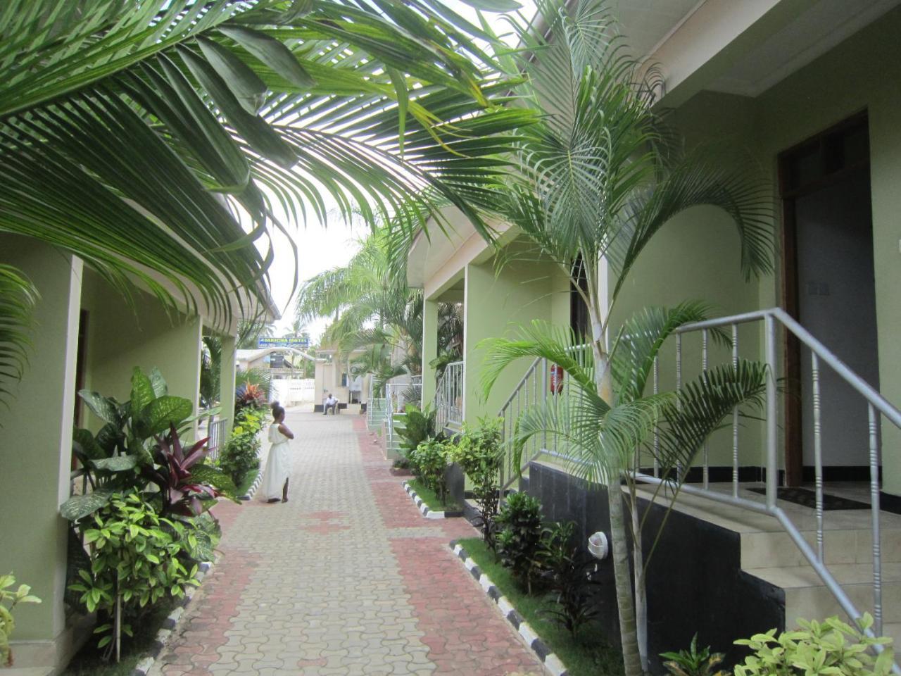 Jakicha Motel Dar es Salaam Exteriör bild